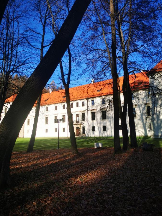 Suskie Diablaki Hotell Sucha Beskidzka Eksteriør bilde